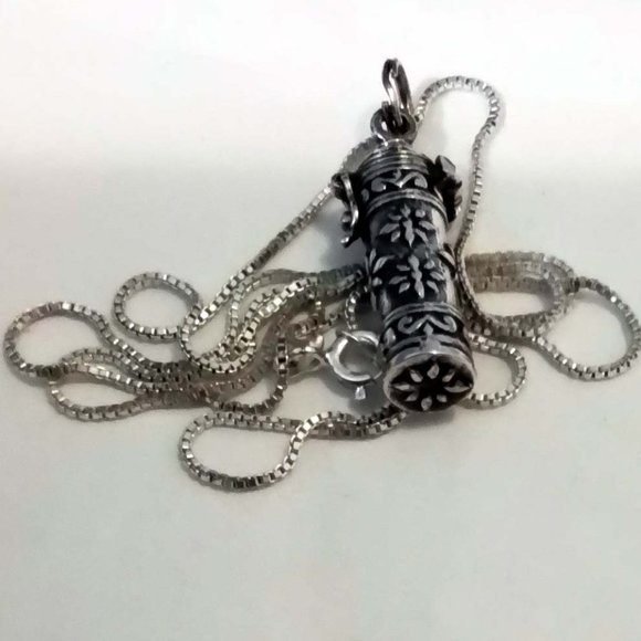 Sterling Silver 925 Vintage Tibet Charm Container Locket  Necklace - Picture 1 of 8